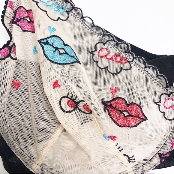 Savage X Fenty sheer cute lip embroidered bra - Picture 3 of 9